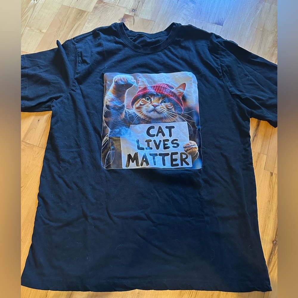 Cat Lives Matter T-Shirt
